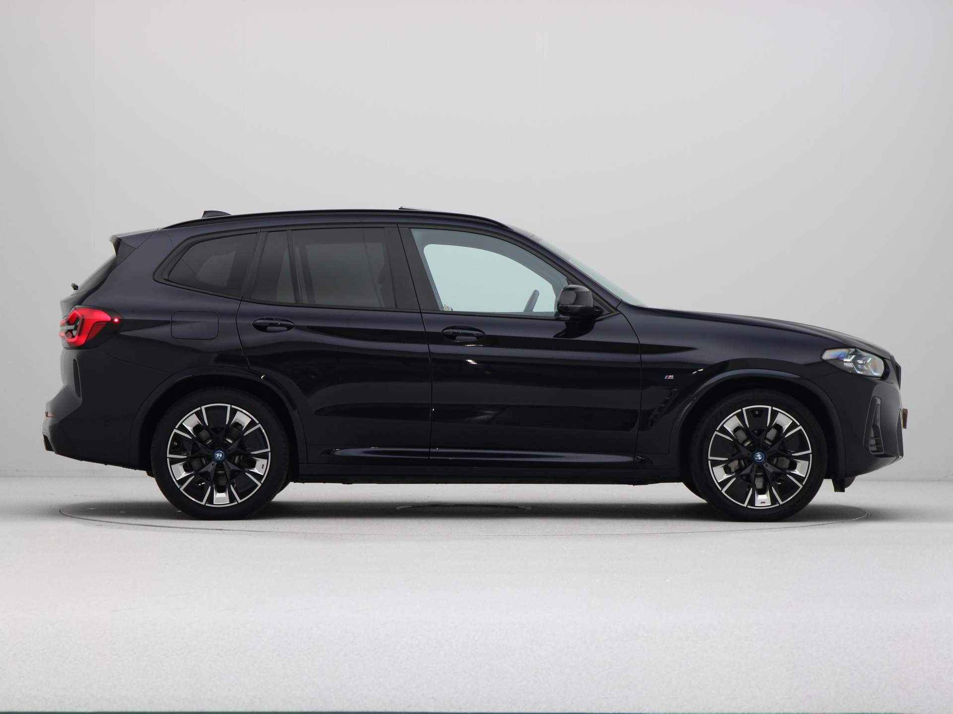 BMW iX3 High Executive 80 kWh - 7/24