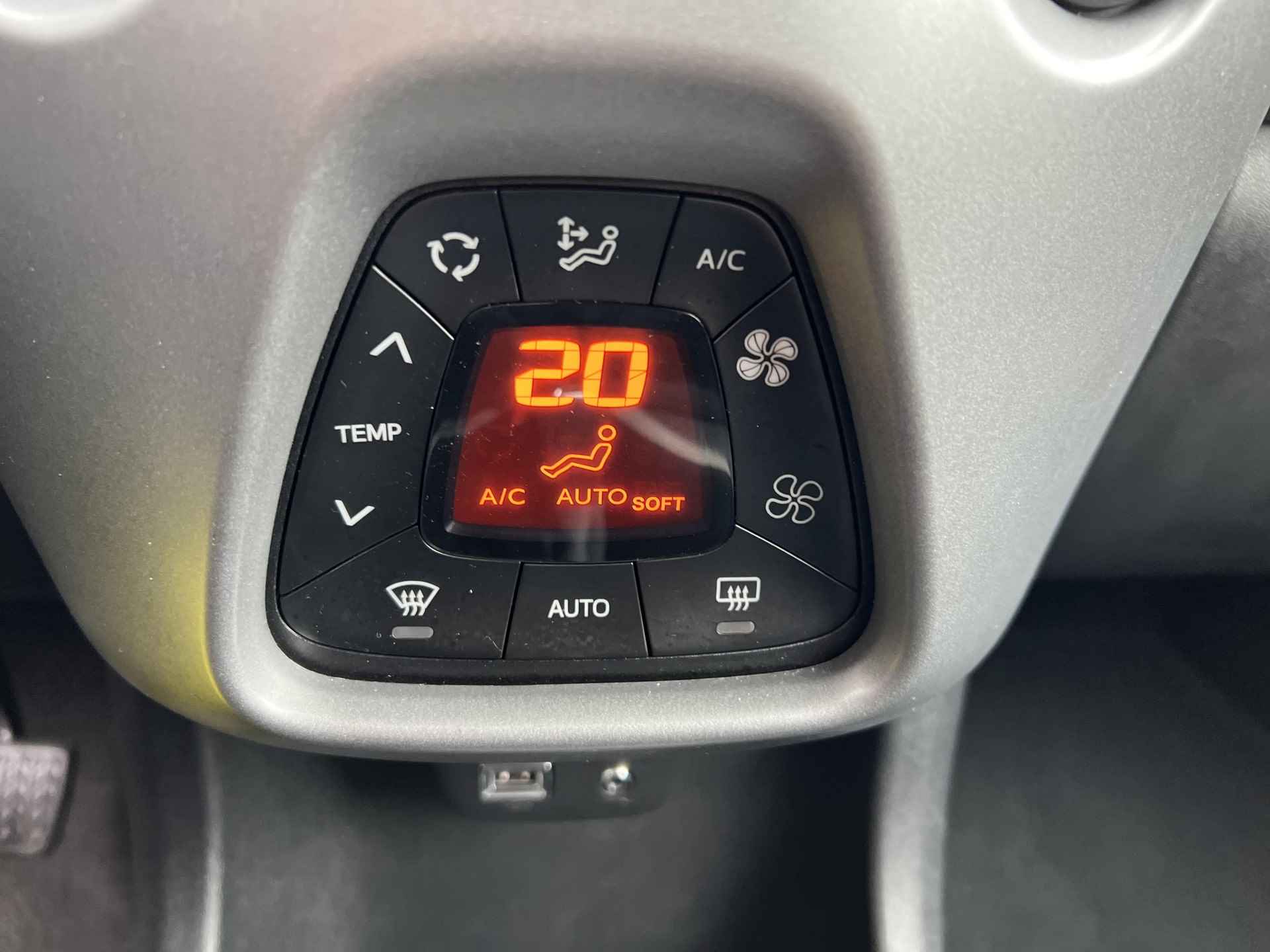 Toyota Aygo 1.0 VVT-i x-joy - 20/30