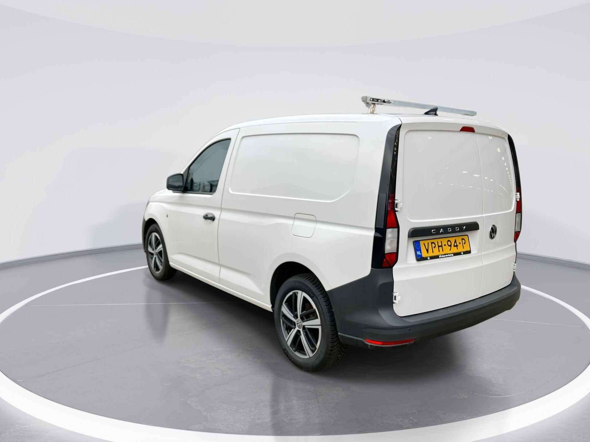 Volkswagen Caddy Cargo 2.0 TDI 75pk Comfort · Apple/Android Car Play · 17"Velgen · Cruise Control · Airco · P-Sensoren · All Season Banden · Garantie t/m 13-07-2026 of 150.000km - 4/10