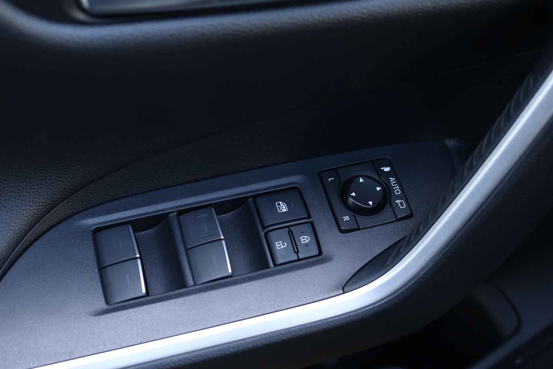 Toyota RAV4 2.5 Plug-in Hybrid AWD Style, JBL, 360 Camera, DAB , Stoel-stuur-ruitverwarming, Gratis bearlock!! - 40/43