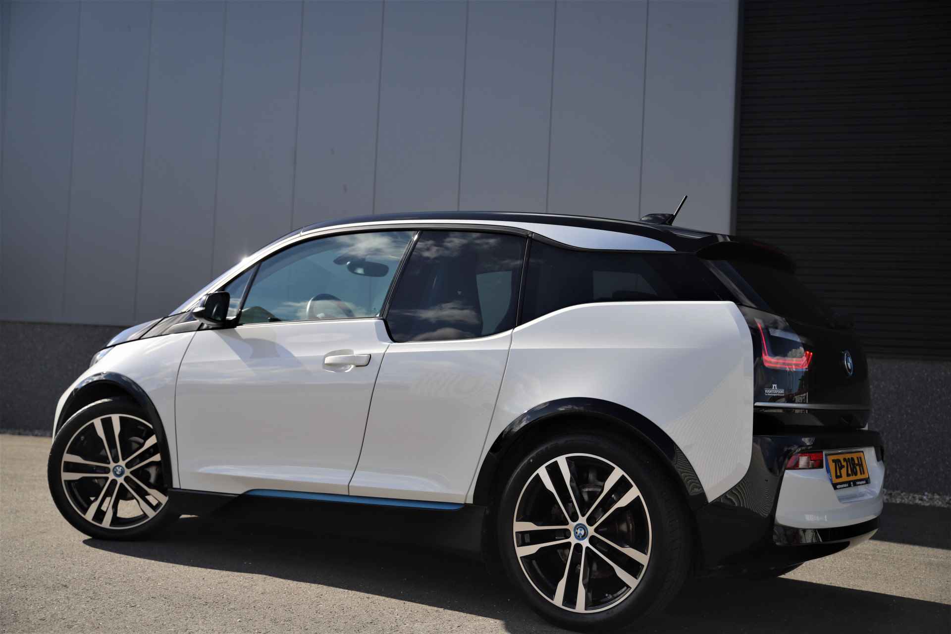 BMW i3 Sport 120Ah/ 42 kWh/Warmtepomp/ 20"/ 3-Fase/Navi-Pro - 5/37