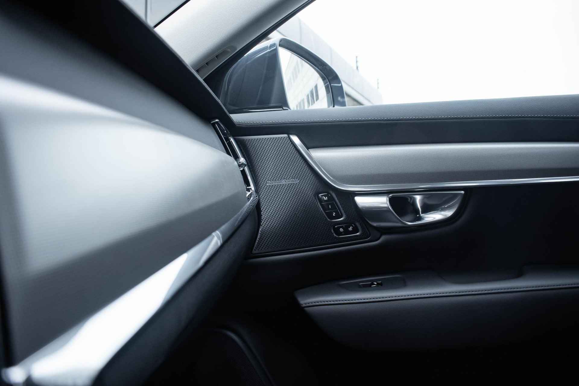 Volvo S90 B5 Ultimate Bright | Panoramadak | Head-up display | 360º camera | Stoelverwarming | Google Infotainment | 20" velgen - 23/32