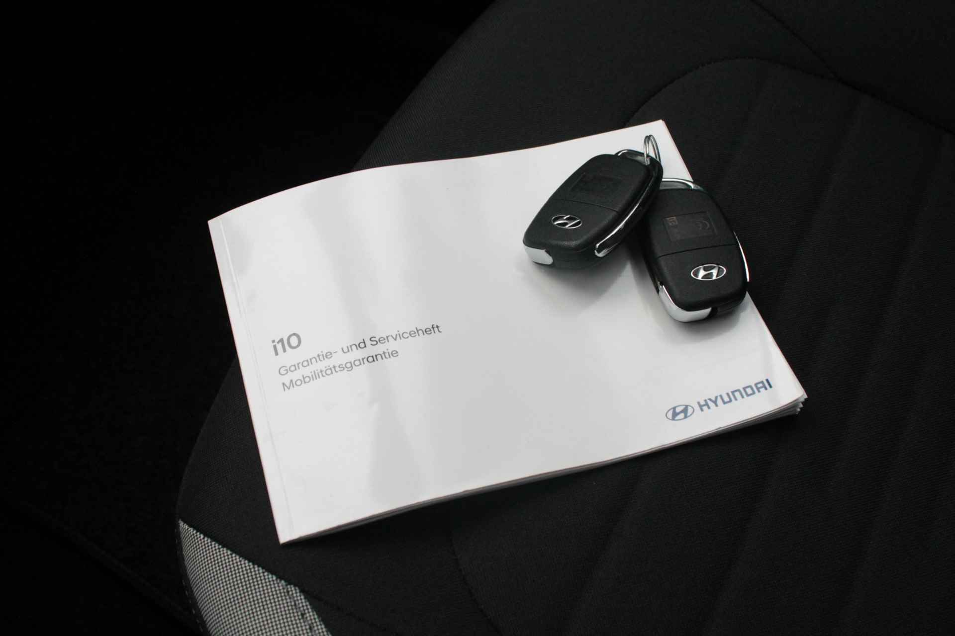 Hyundai i10 1.0 Comfort AppConnect | DAB+ | LaneAssist - 23/26