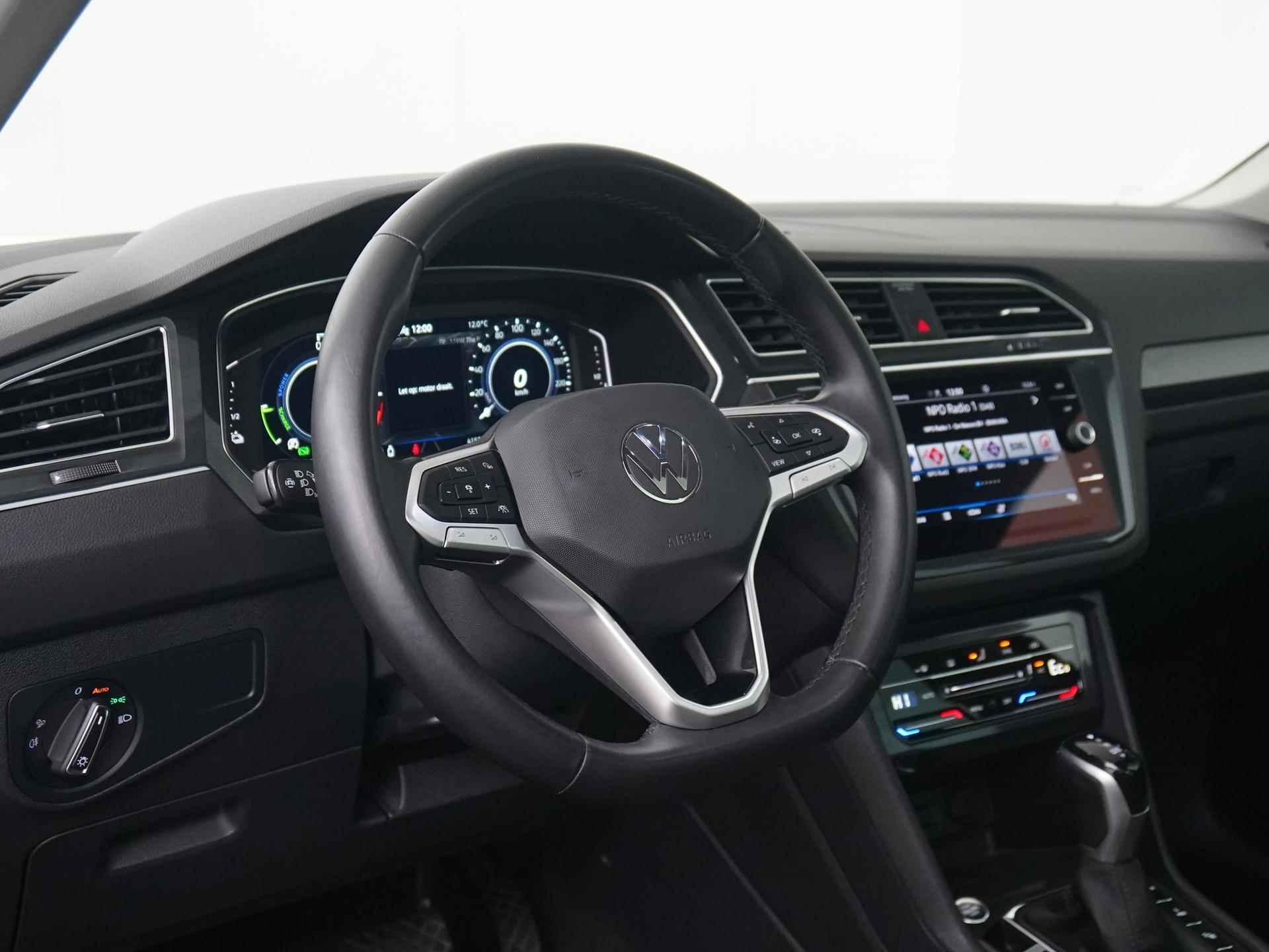 Volkswagen Tiguan 1.4 TSI eHybrid Elegance | Panoramadak | IQ Light | Camera | Zondag Open! - 36/40