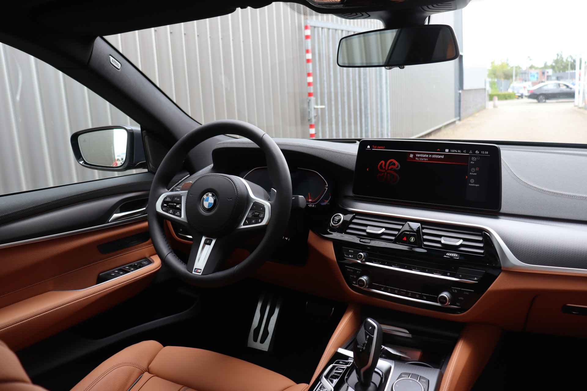 BMW 6 Serie Gran Turismo 630i High Executive M Sport Automaat / Panoramadak / Laserlight / Driving Assistant Professional / Harman Kardon / Comfort Access / Parking Assistant Plus - 34/39