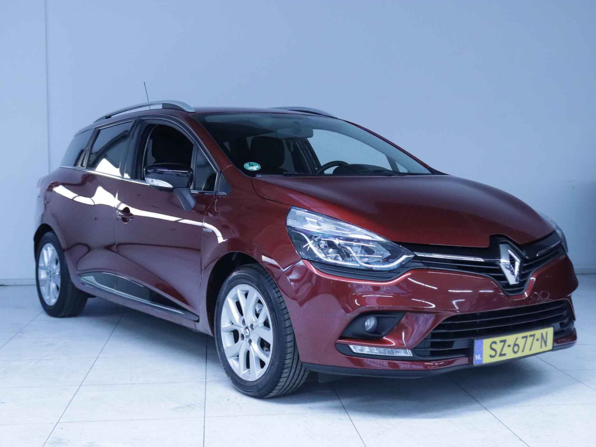 Renault Clio Estate 0.9 TCe Limited Trekhaak/Airco/Navi - 7/30