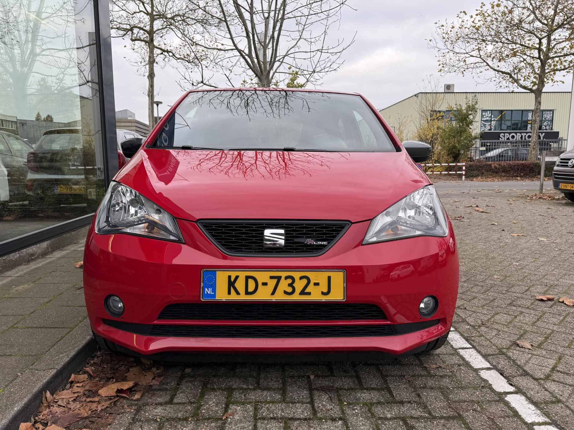 SEAT Mii 1.0 FR Connect - 2/14