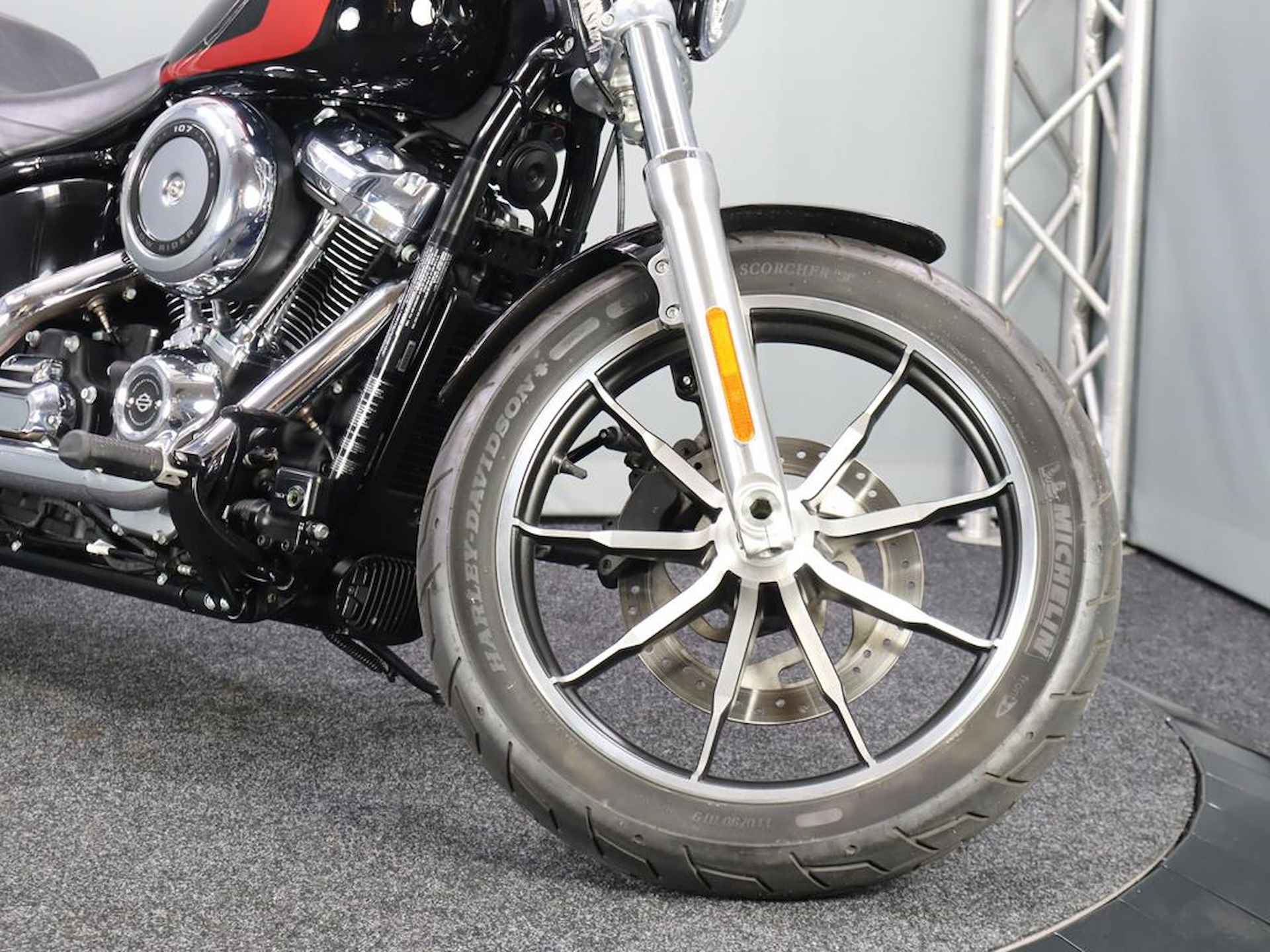 Harley Davidson FXLR Lowrider - 3/12