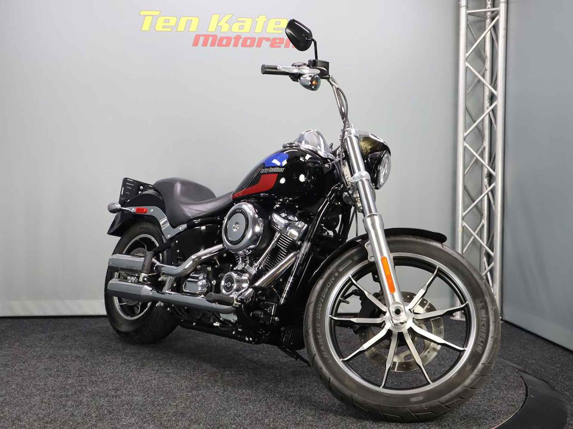 Harley Davidson Lowrider FLXR - 2/12