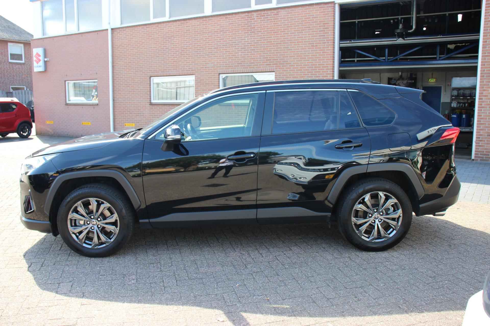 Toyota RAV4 2.5 Hybrid AWD Dynamic AUTOMAAT/NAVIGATIE/4X4 - 5/24