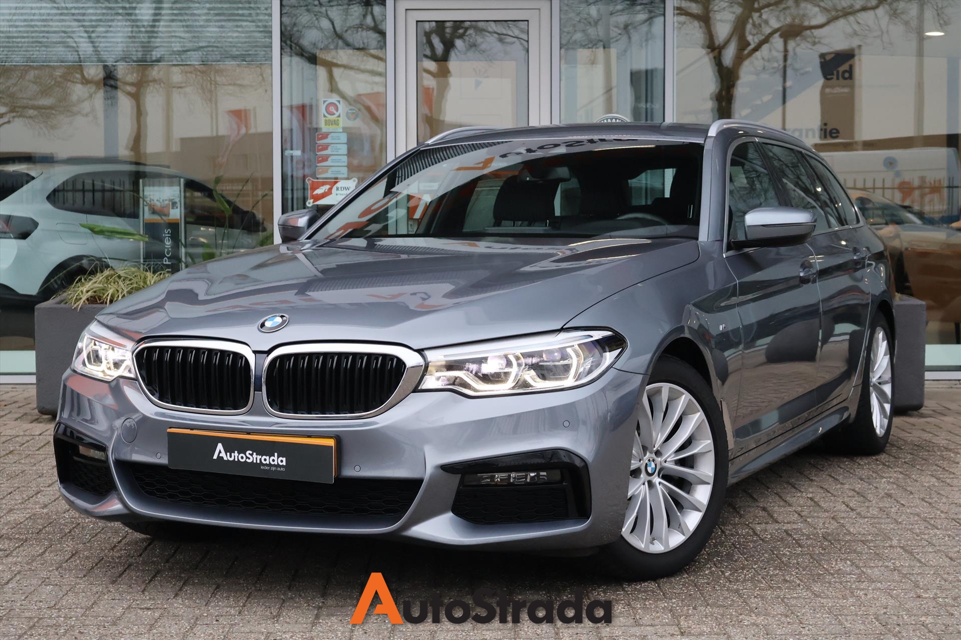 BMW 5-Serie Touring (g31) 520i M-Sport 184pk Aut. Leder | Virtual | Comfort Seats | Trekhaak | Camera