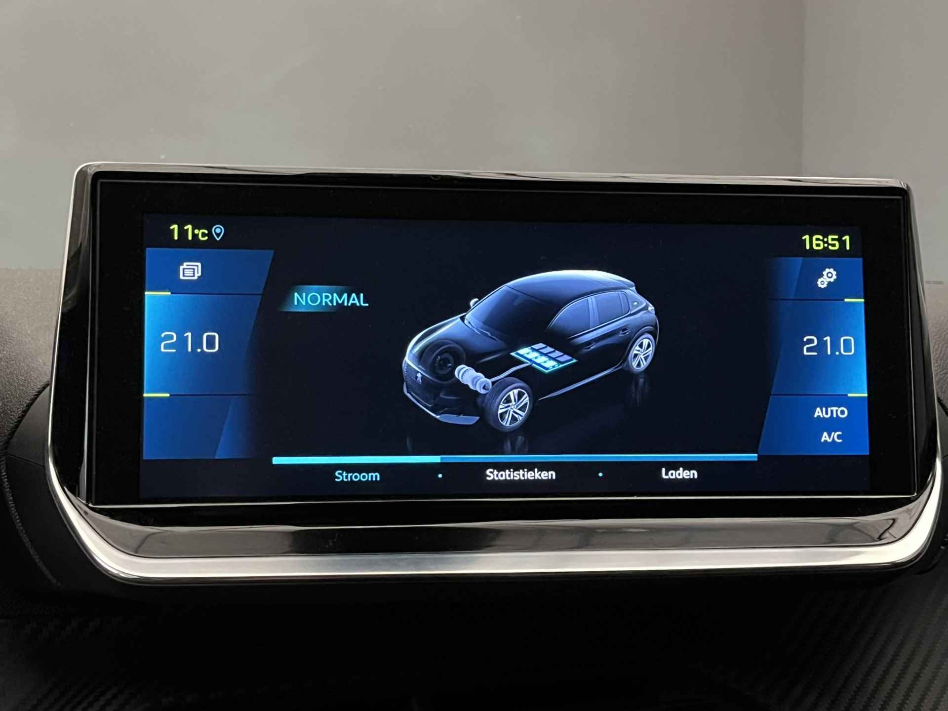 Peugeot e-208 Allure Première | Stoelverwarming | Climate Controle | Keyless | Parkeersensoren voor en achter | Apple Carplay/Android Auto |  LED koplampen | 16'' Lichtmetalen velgen | - 39/46
