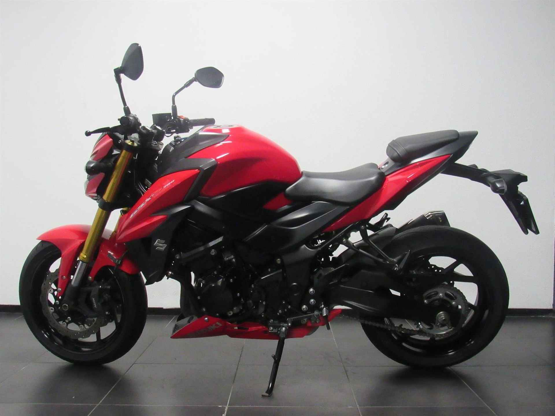 Suzuki GSX-S 750 ABS - 2018 - 4/7