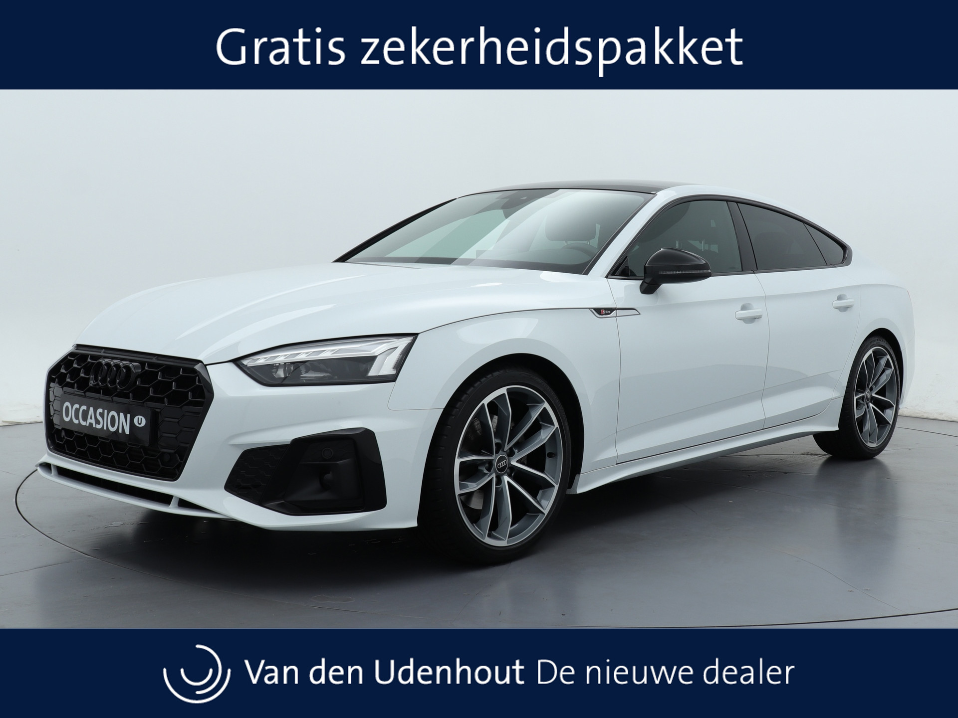 Audi A5 Sportback 35 TFSI S edition | Panoramadak | Stoelverwarming | Zwart optiek |