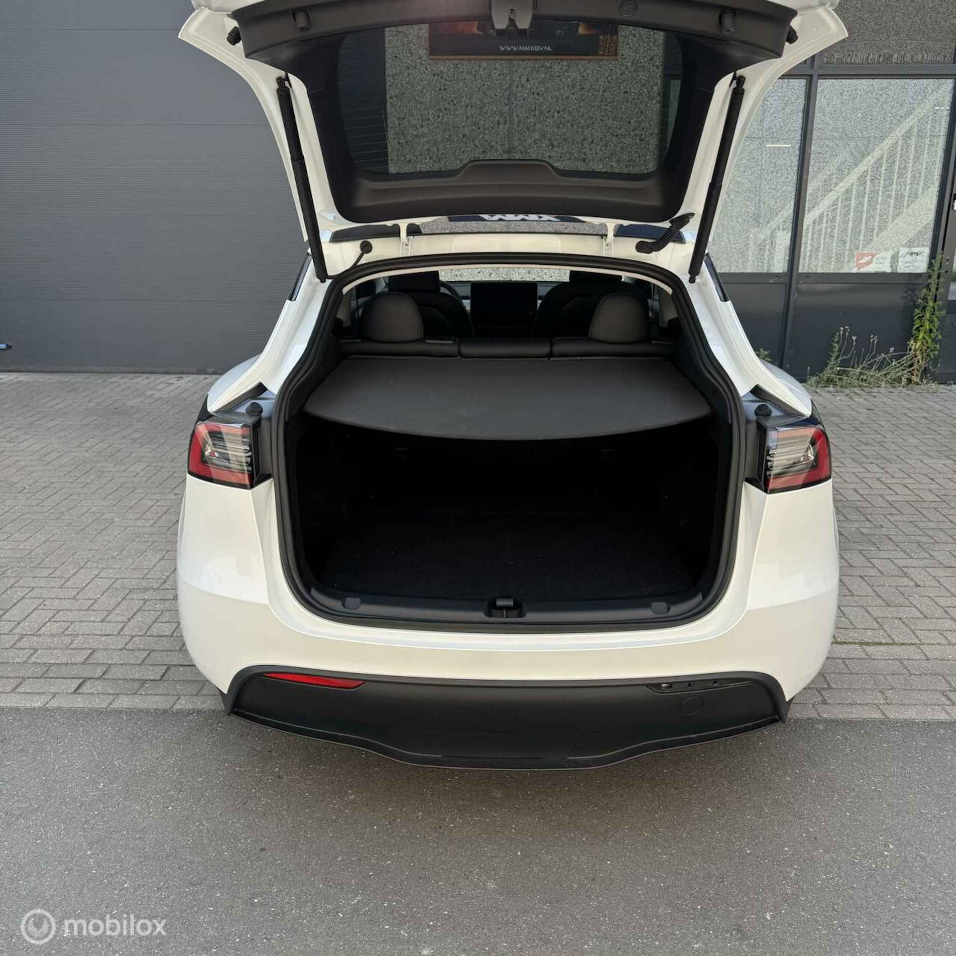 Tesla Model Y Long Range AWD MiG ENHANCED AUTOPILOT - 18/20