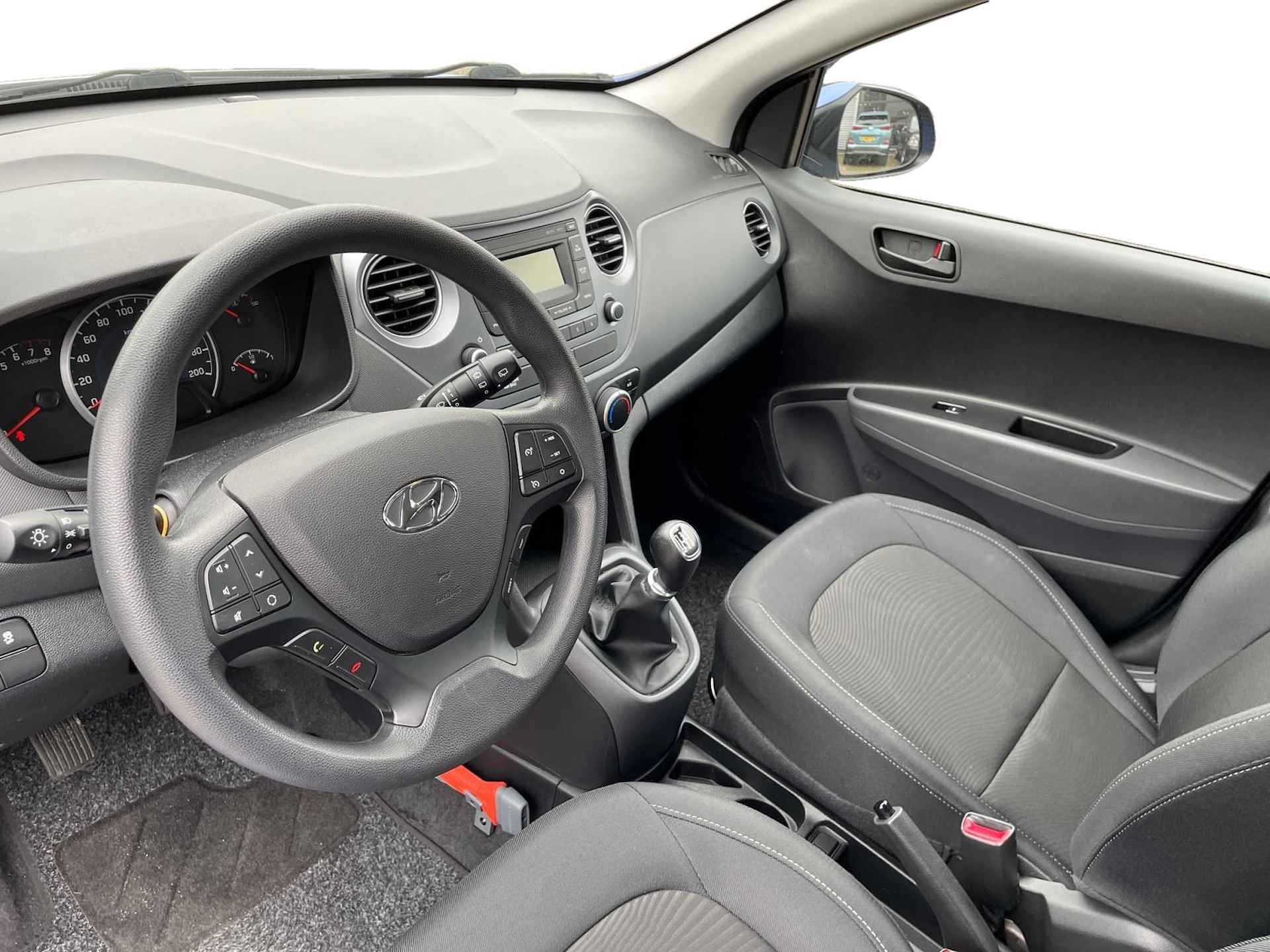 Hyundai i10 1.0i Comfort | Dealer onderhouden! | Airco | Bluetooth - 23/28