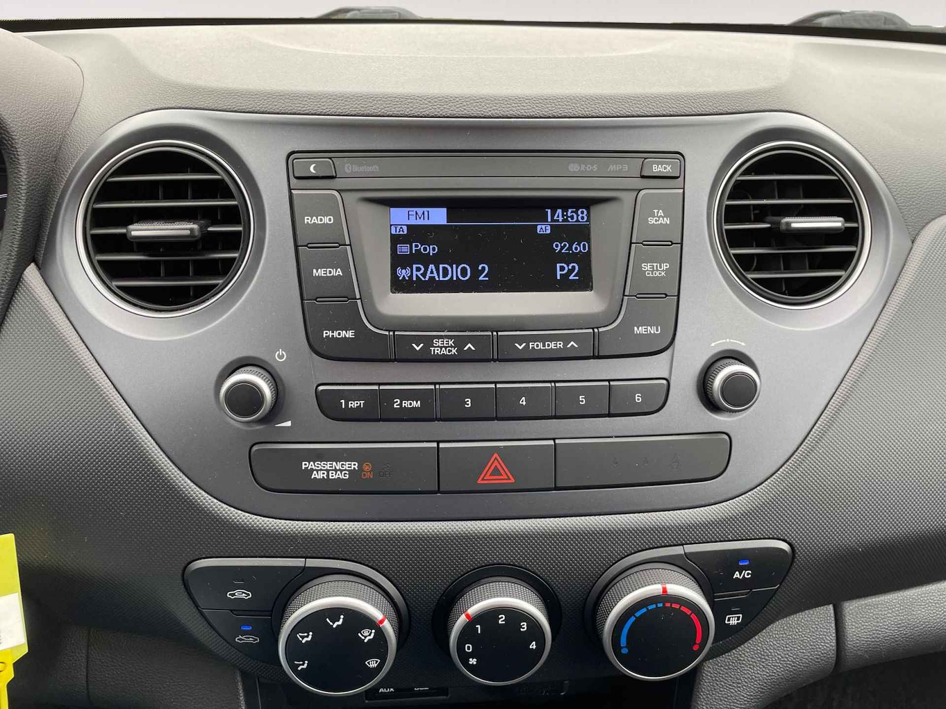 Hyundai i10 1.0i Comfort | Dealer onderhouden! | Airco | Bluetooth - 25/28