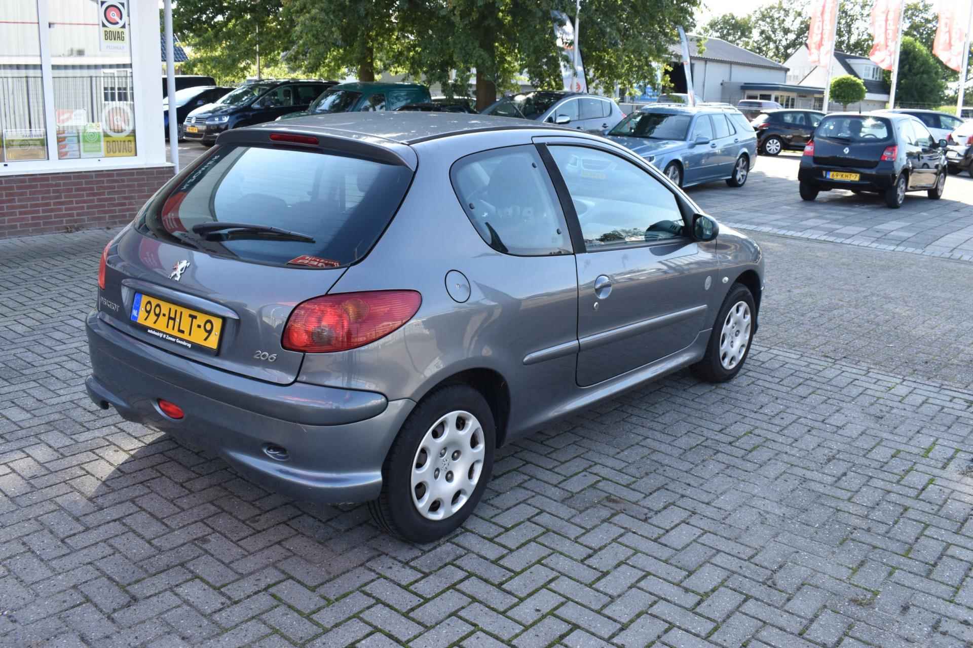 Peugeot 206 1.4 Génération - 4/17