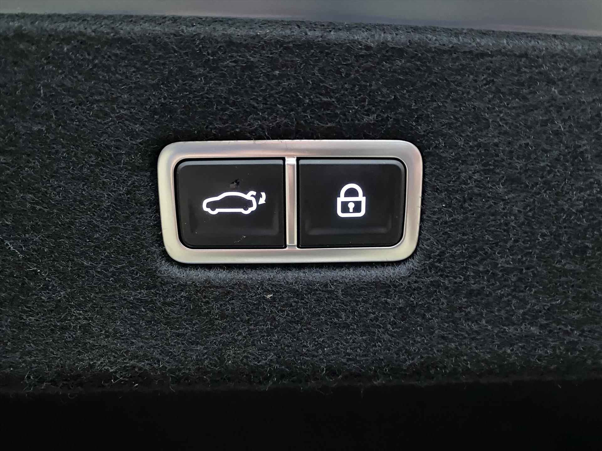 Hyundai Ioniq 6 77,4 kWh 229pk RWD Connect | Navigatie | Climate Control | Cruise Control | Camera | Parkeersensoren V+A | Stoel en Stuur Verwarming | - 12/36