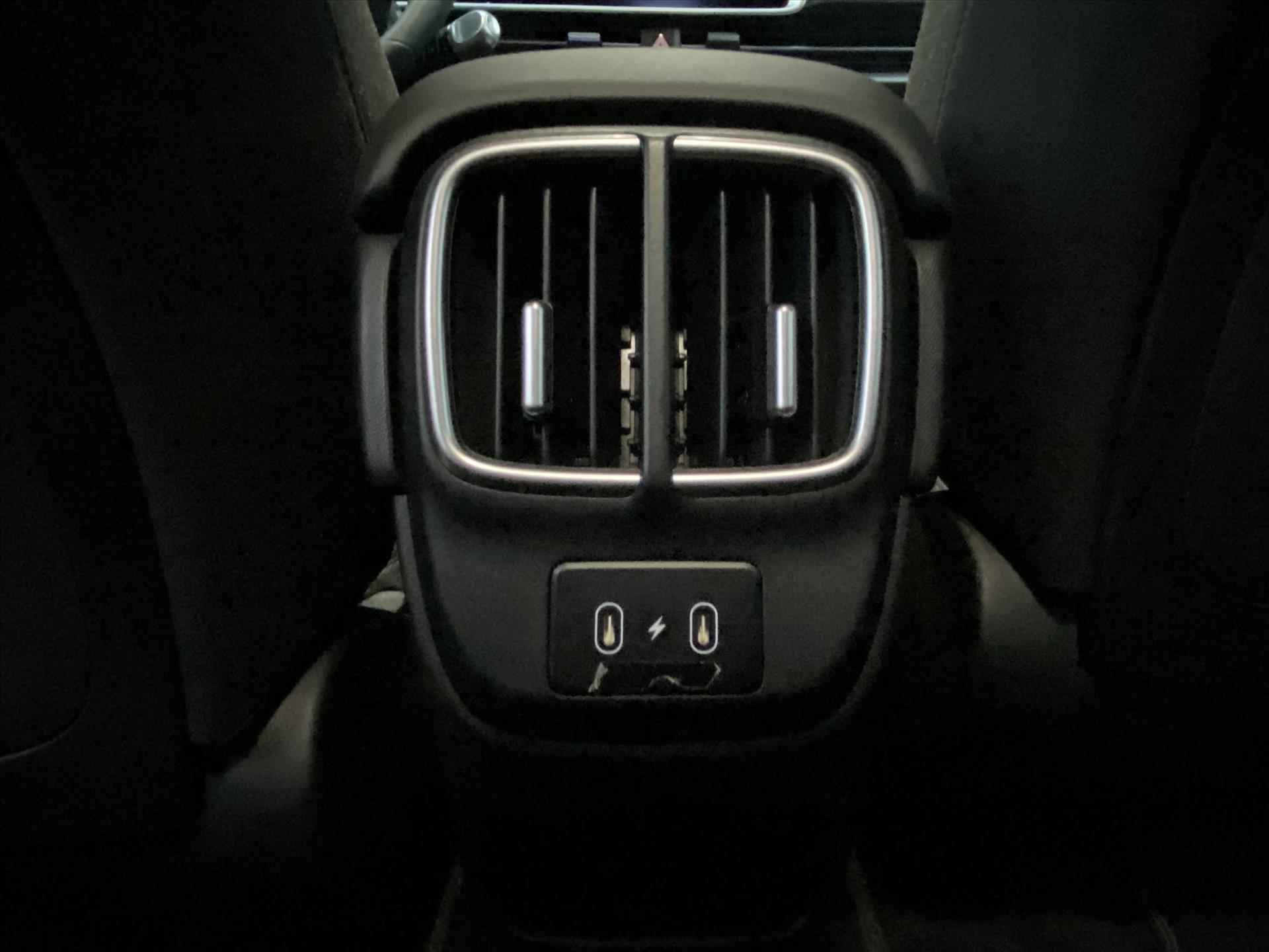 Hyundai Ioniq 6 77,4 kWh 229pk RWD Connect | Navigatie | Climate Control | Cruise Control | Camera | Parkeersensoren V+A | Stoel en Stuur Verwarming | - 26/36
