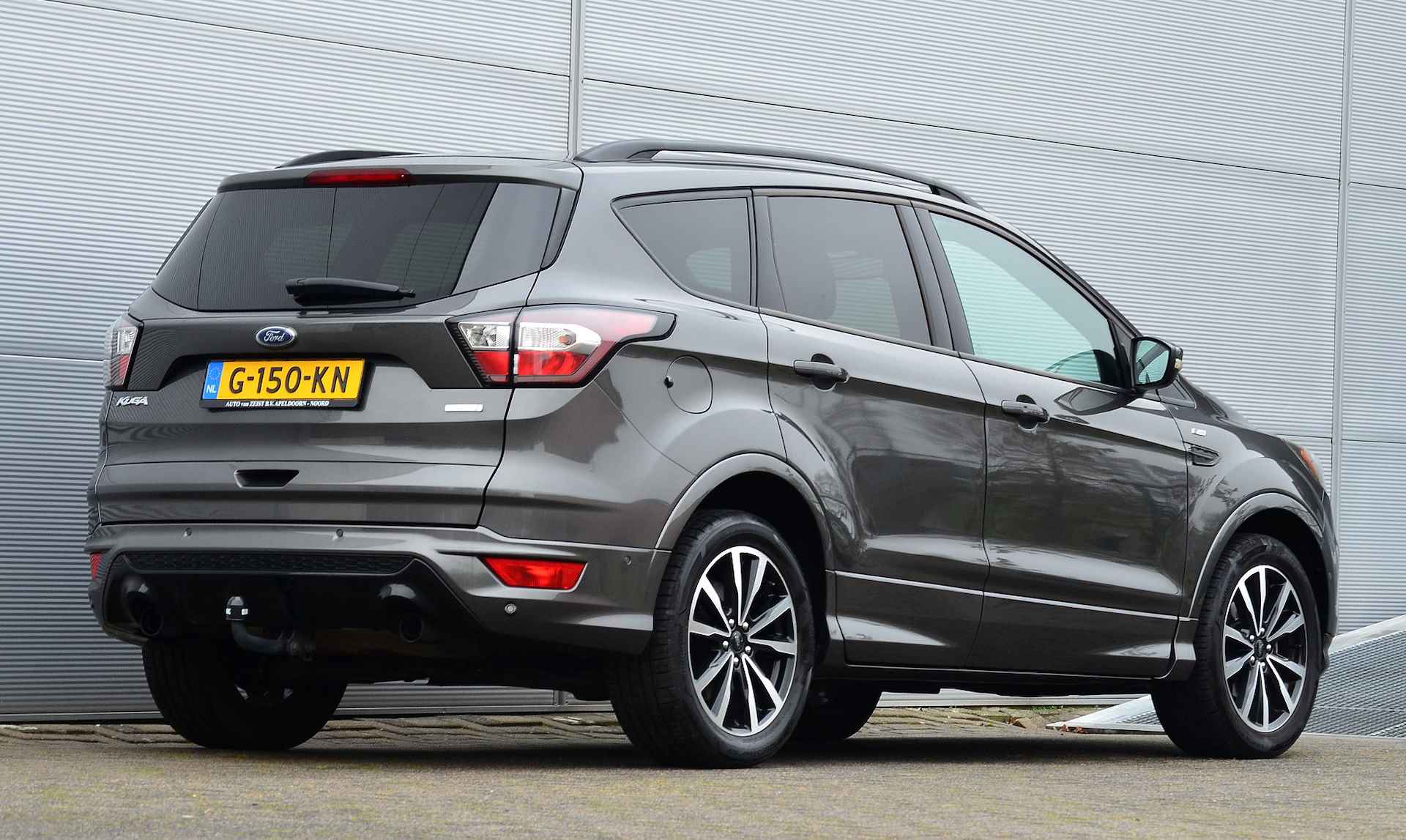 Ford Kuga 1.5 ECOBOOST ST-LINE | HOGE ZIT | TREKHAAK 2000KG | 150PK | LEDER ALCANTARA | WINTERPAKKET | ALL IN RIJKLAARPRIJS - 11/46