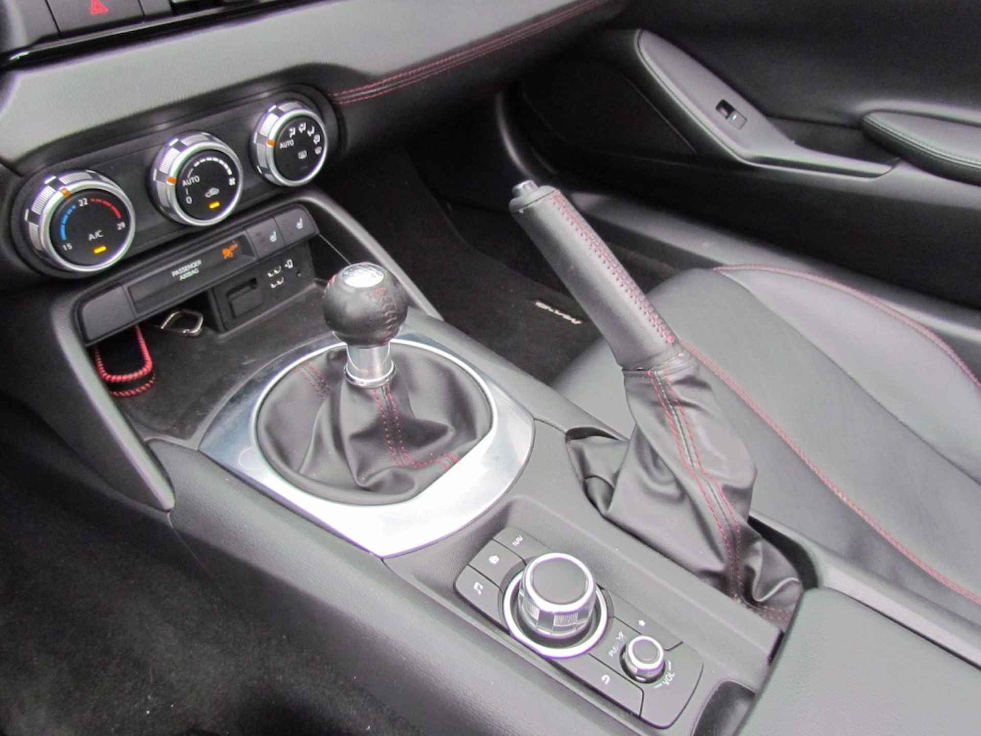 MAZDA Mx-5 1.5 Skyactiv-G 131pk 6MT GT-M Carplay - 18/20