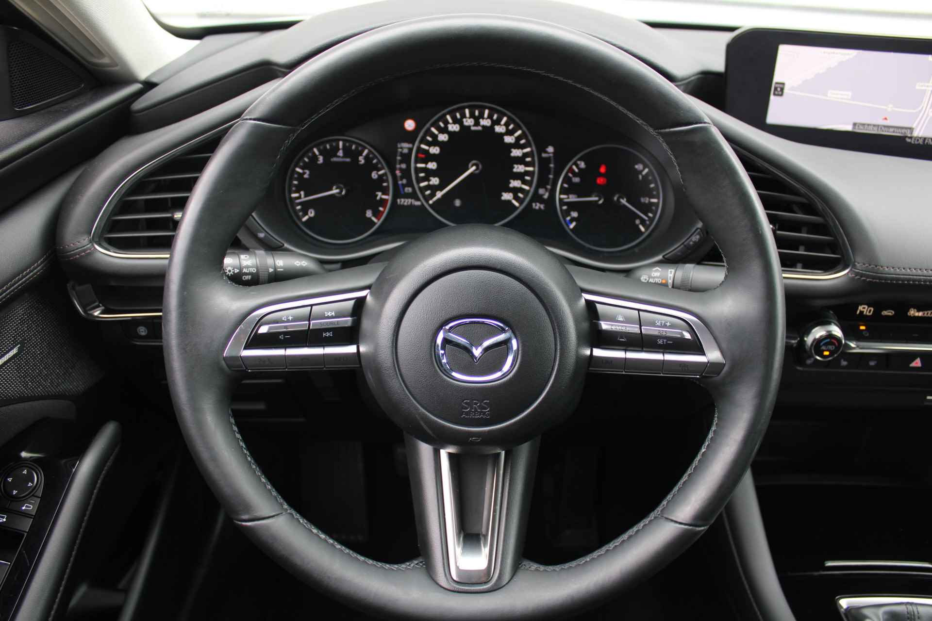 Mazda 3 2.0 SkyActiv-X 180 Comfort met Bose | Airco | Navi | Cruise | PDC | Camera | Bluetooth | 16"LM | - 11/34
