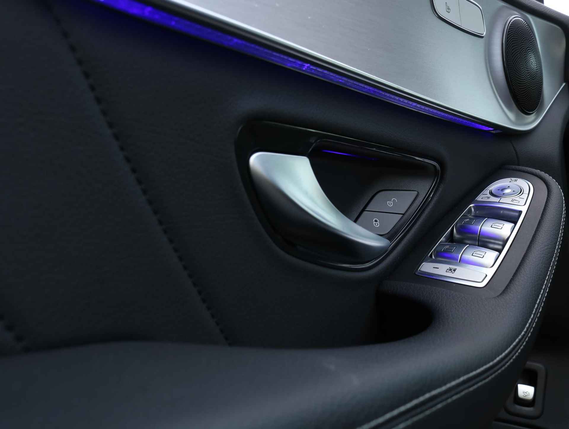 Mercedes-Benz C-Klasse Estate 180 AMG Line | Apple Carplay | Sfeerverlichting - 15/17