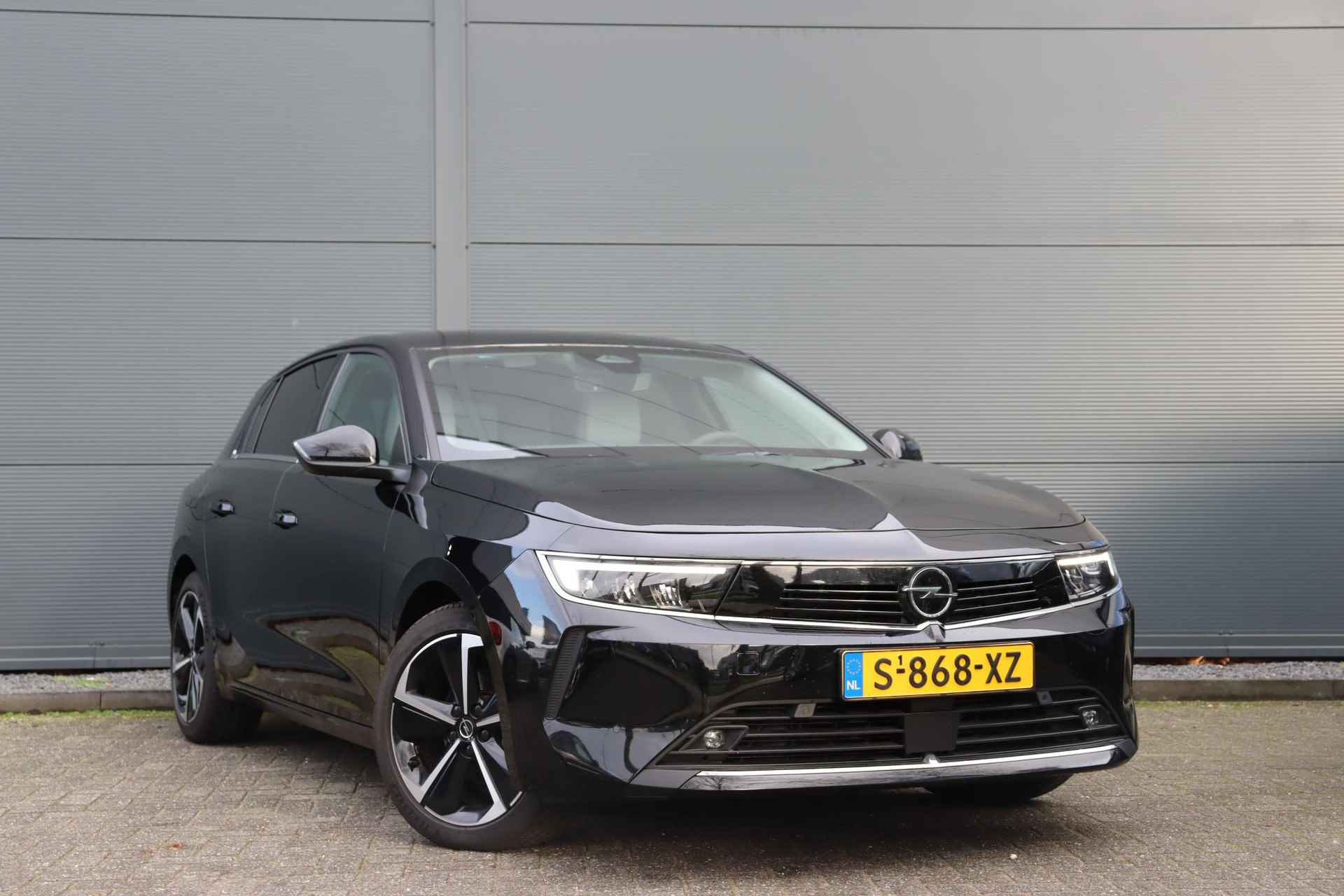 Opel Astra 1.2T 130PK Business Elegance / Stoel-Stuurverwarming / Achteruitrijcamera / Apple CarPlay / - 3/34