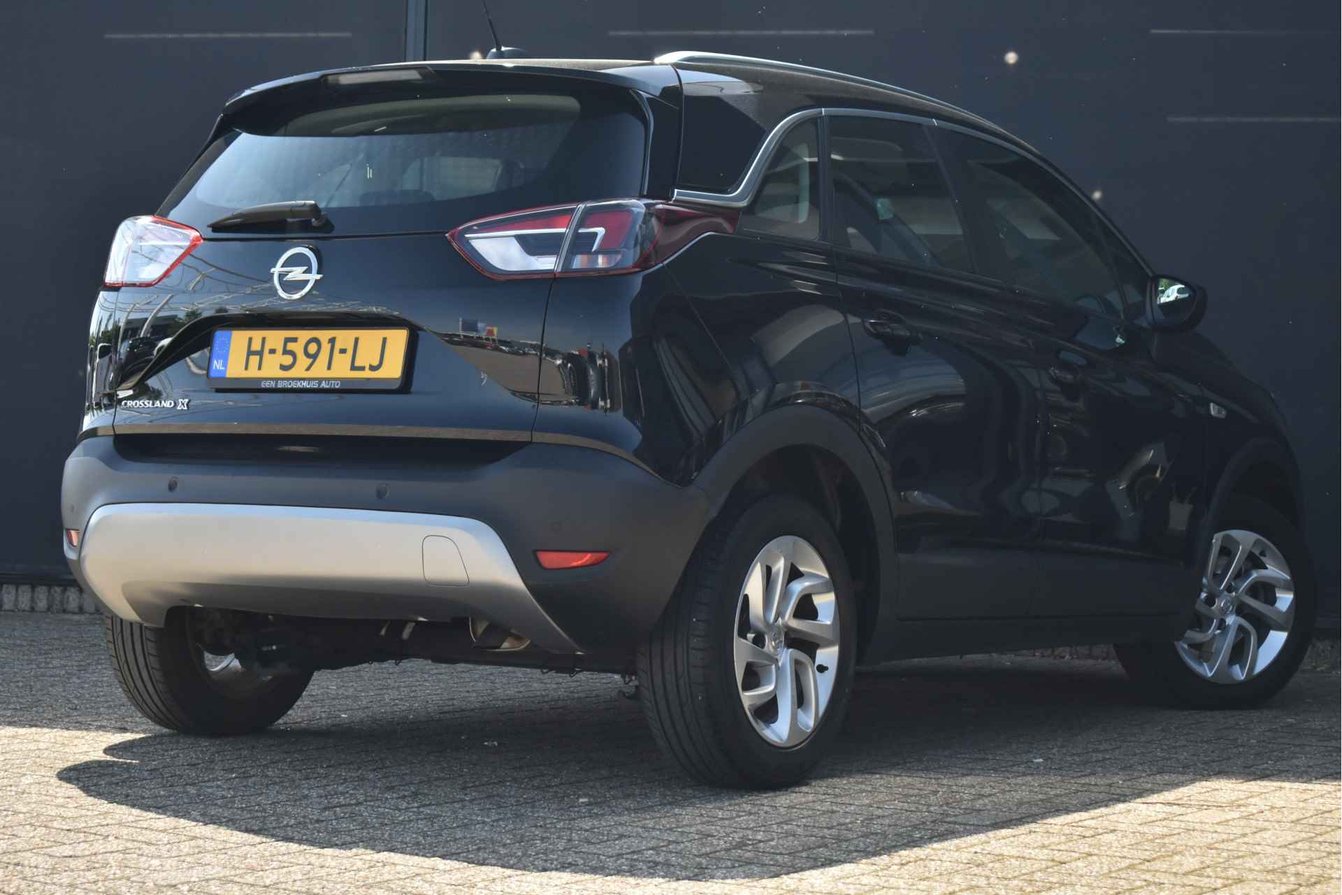 Opel Crossland X 1.2 Turbo Innovation 110pk | Navigatie | Climate Control | Full-LED | Parkeersensoren | Apple Carplay | Android Auto | Dealerond - 3/34
