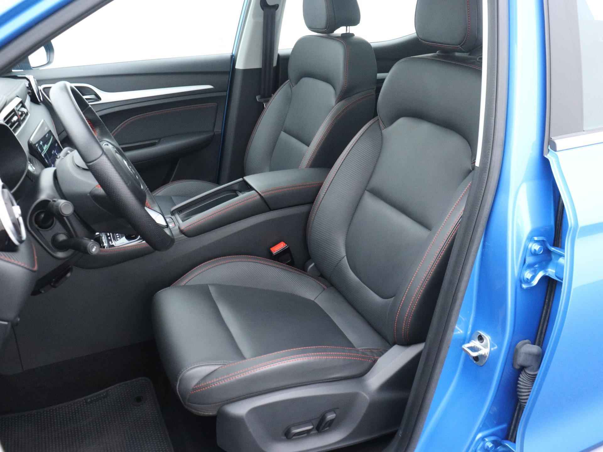 MG ZS EV Standard Range Luxury 50 kWh | WLTP 320KM | Afneembare Trekhaak | Panorama/Schuif kantel dak | 360° Cam | Navigatie | ACC | DAB | - 4/22