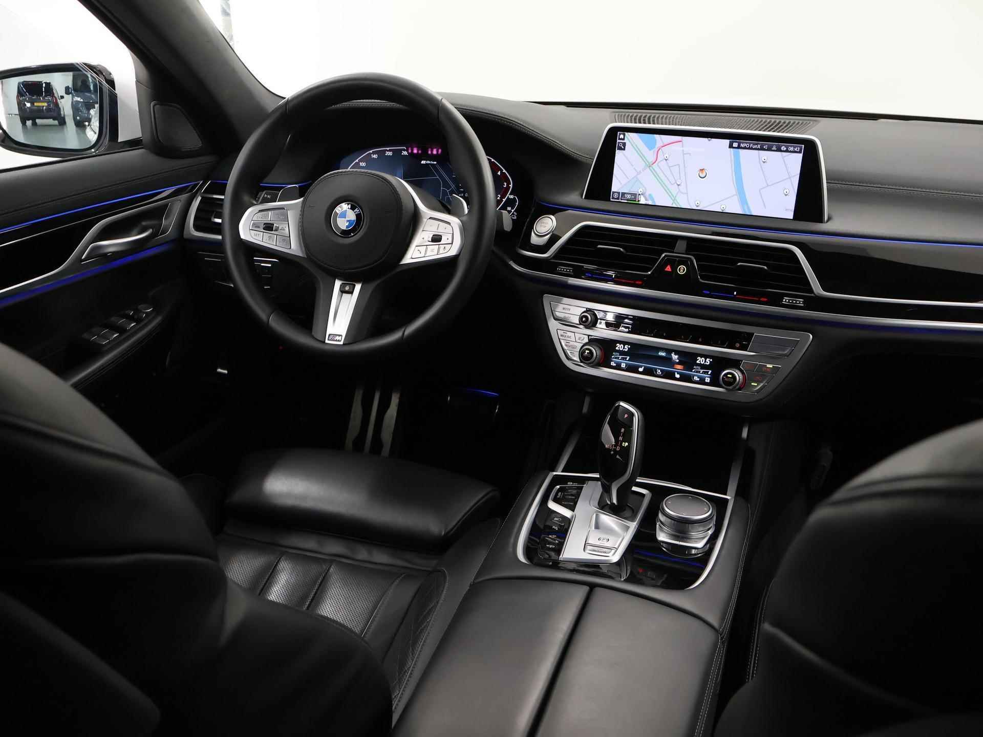 BMW 7-serie 745e High Executive | M-Pakket | Ele. verstelbare zetels + geheugen | Panoramadak | Harman/Kardon Audio | Digitaal Dashboard | Camera | Luchtvering | Adaptieve Cruise Control | HUD | Stuurverwarming | - 10/54