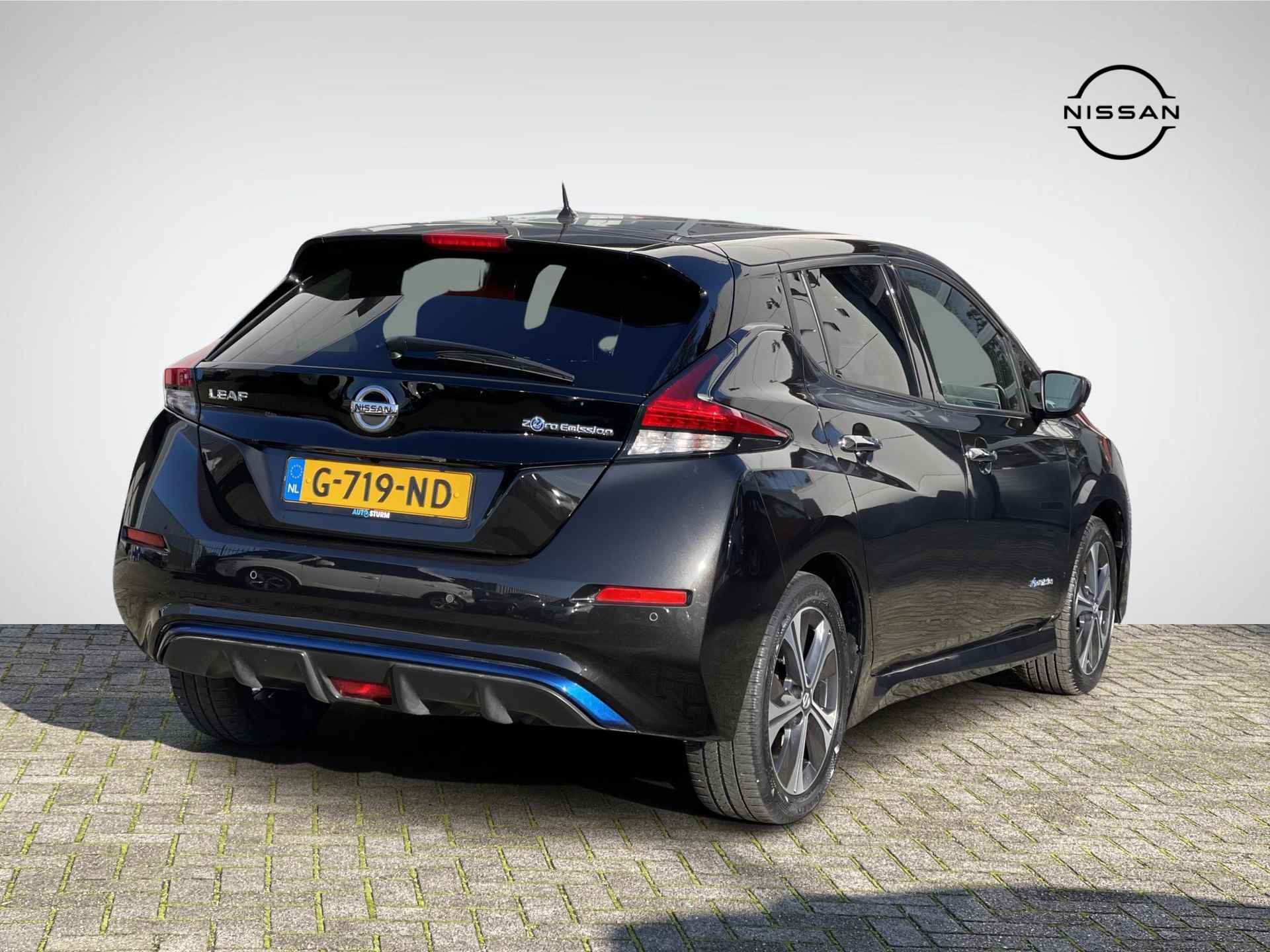Nissan LEAF Tekna 40 kWh *SUBSIDIE MOGELIJK* | Navigatie Full-Map | 360° Camera | Leder/Alcantara | BOSE Audio | Park. Assist | Apple Carplay/Android Auto | Rijklaarprijs! - 4/27