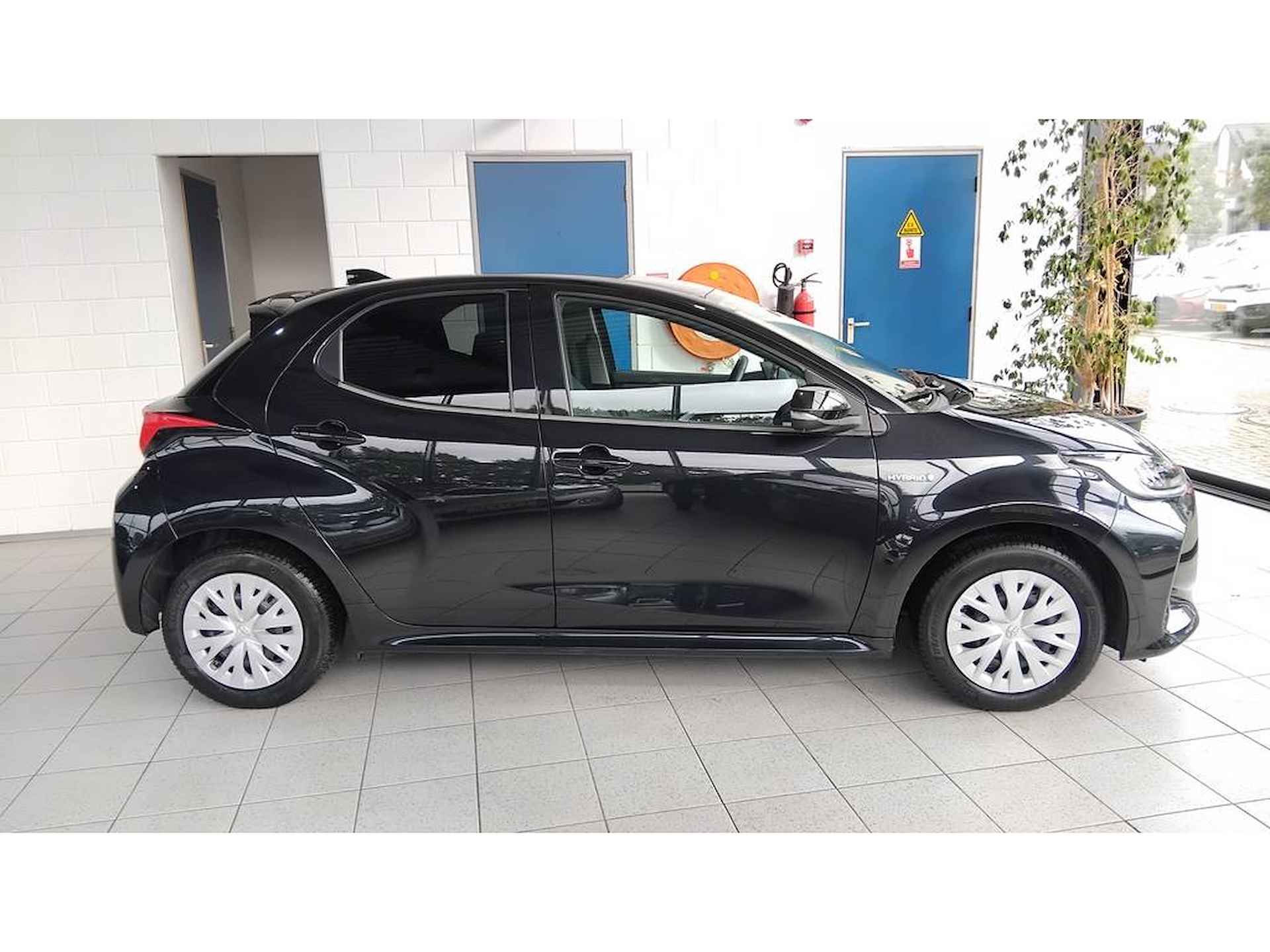 Toyota Yaris 1.5 Hybrid Active Camera Stoel en stuurverw - 2/21