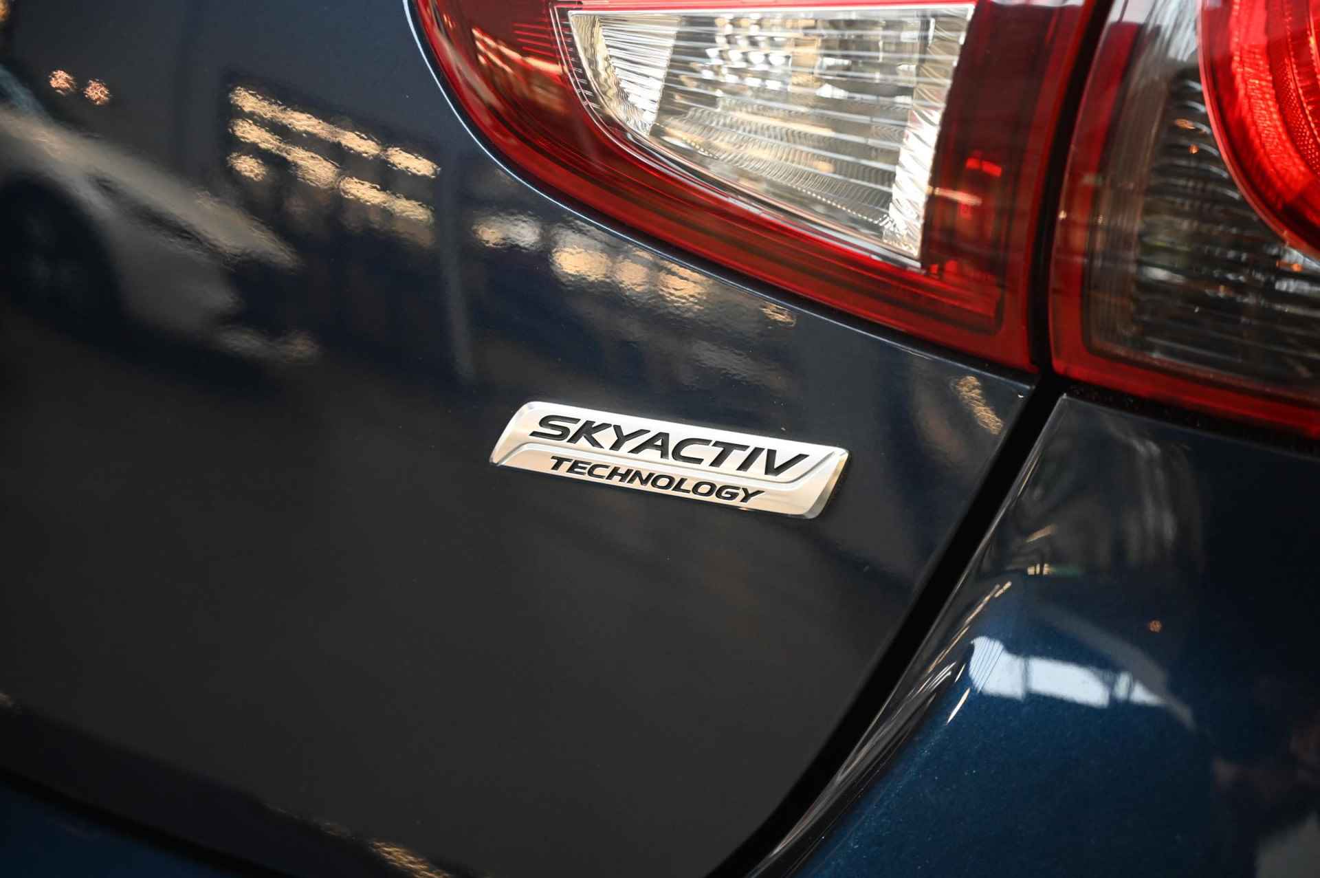 Mazda 2 Skyactiv-G 90 5MT Sport Selected *Dealeronderhouden* *BTW auto* - 9/30