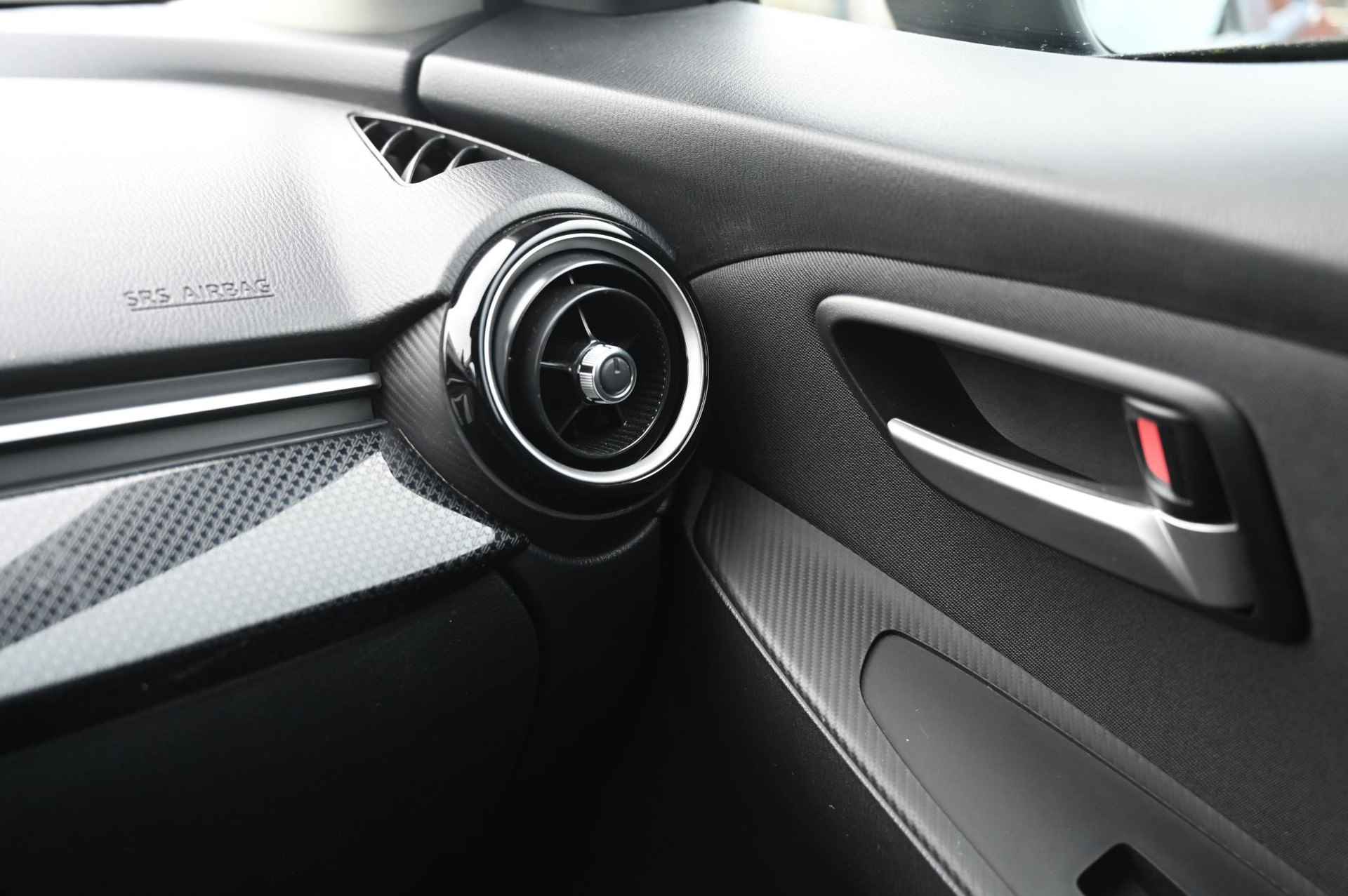 Mazda 2 Skyactiv-G 90 5MT Sport Selected *Dealeronderhouden* *BTW auto* - 24/30