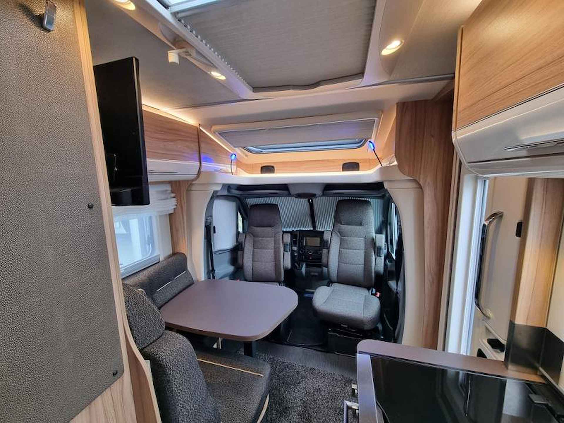 Hymer ML-T  570 luxe keuken Sat Cam - 13/22