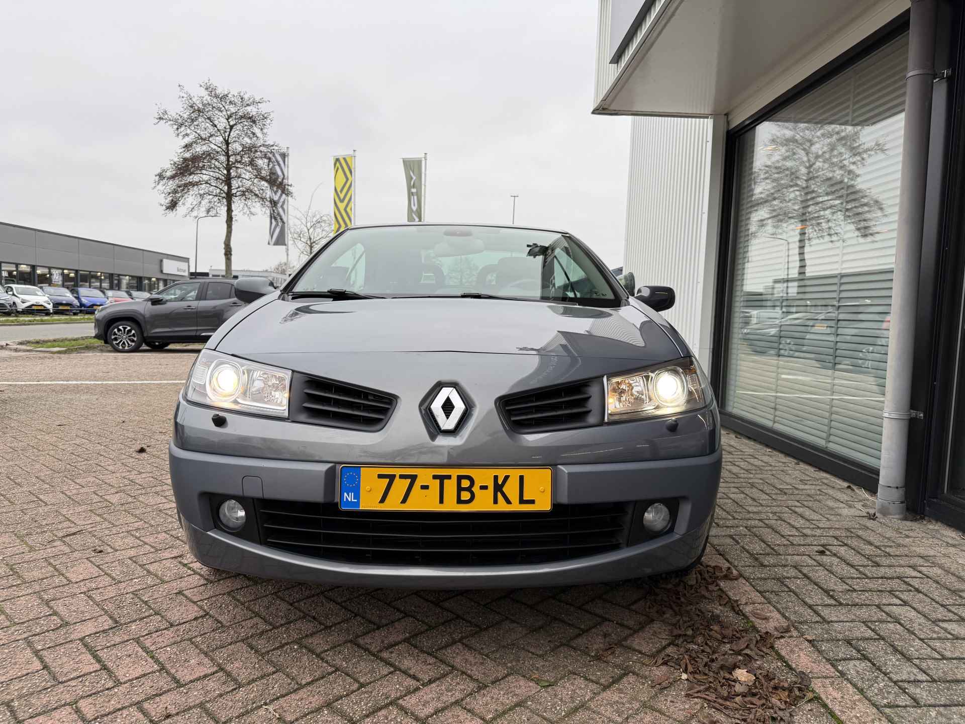 Renault Mégane Coupé-Cabriolet 2.0-16V Tech Line automaat | 1e eig | weinig km's | Xenon | als nieuw | tijdelijk gratis Top Afleverpakket twv Eur 695 - 5/40