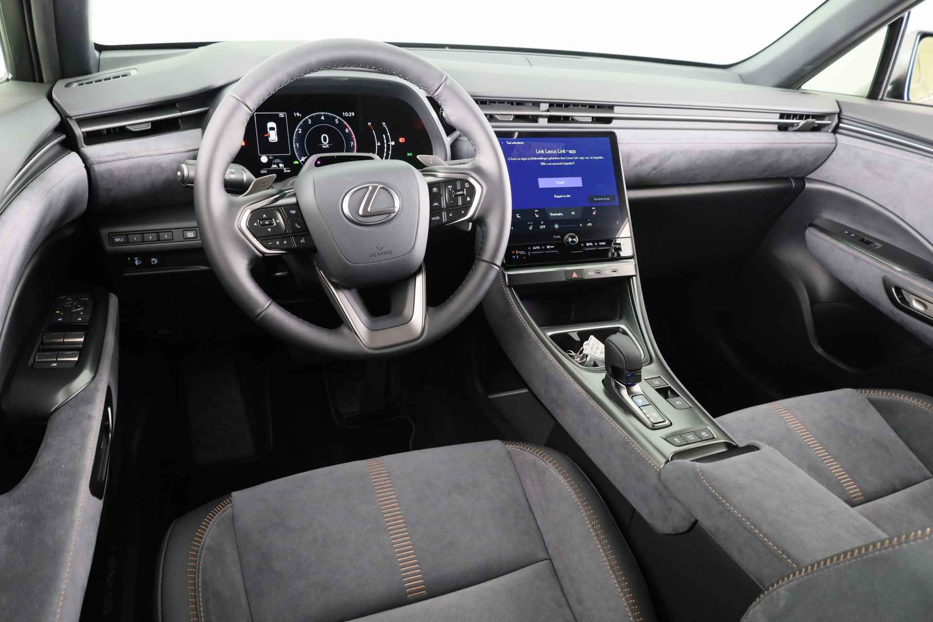 Lexus LBX Cool 2WD *Demo* | Navigatie | Elek bestuurdersstoel met geheugen | - 8/42