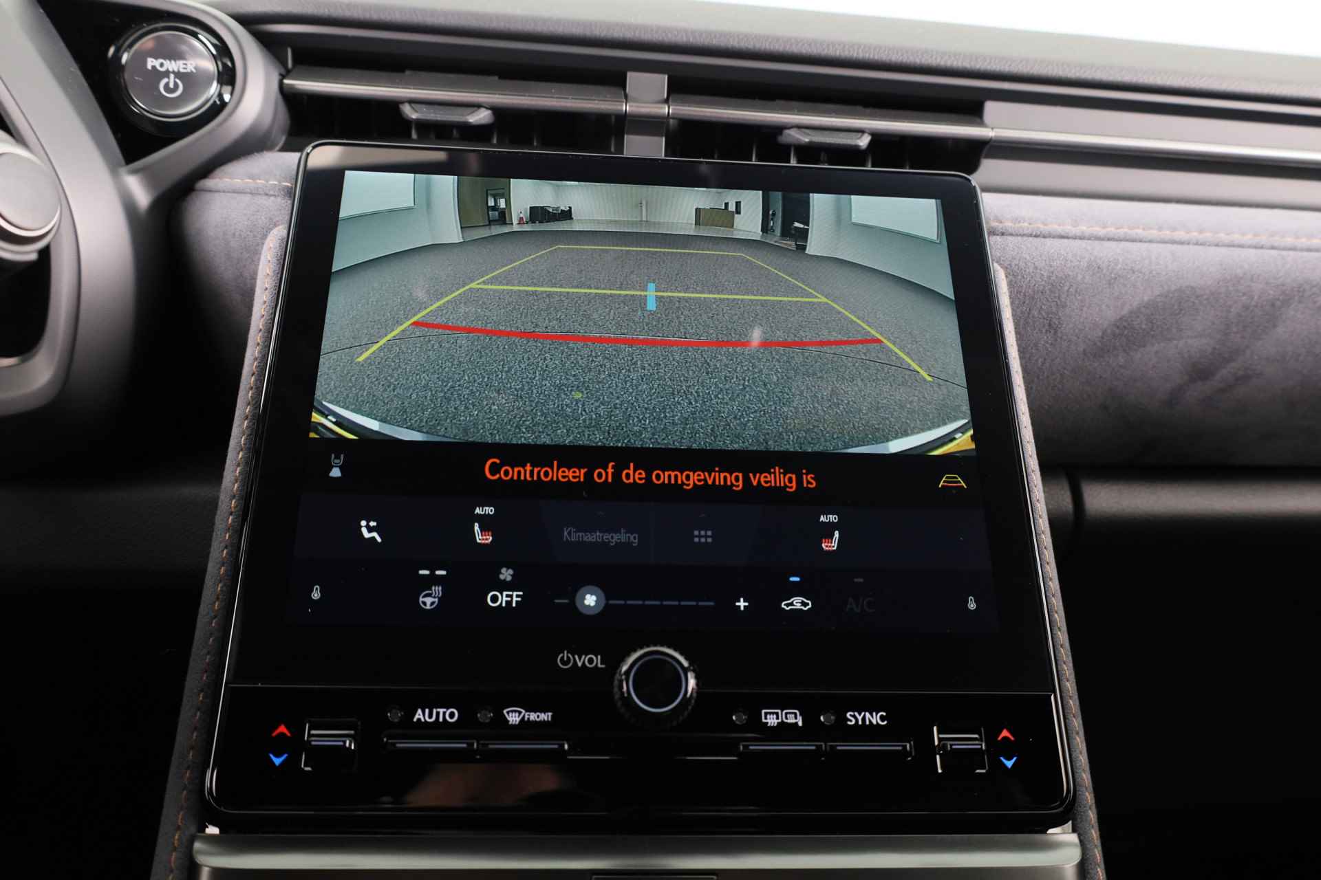 Lexus LBX Cool 2WD *Demo* | Navigatie | Elek bestuurdersstoel met geheugen | - 11/42