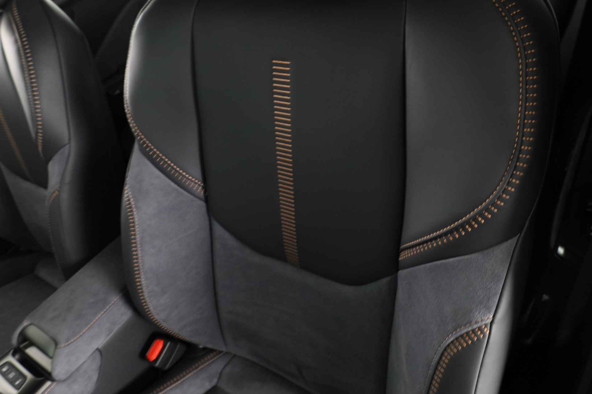 Lexus LBX Cool 2WD *Demo* | Navigatie | Elek bestuurdersstoel met geheugen | - 40/42