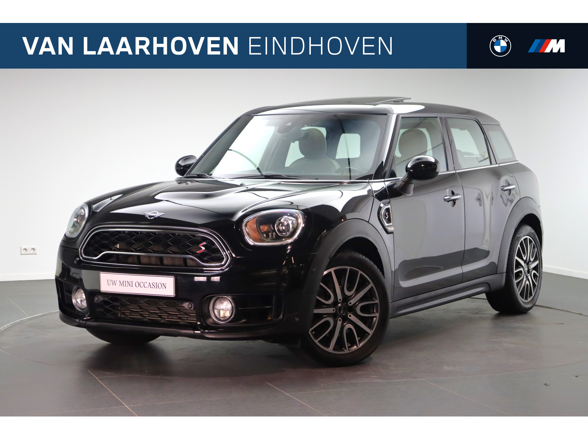 MINI Countryman Cooper S Chili Automaat / Panoramadak / Sportstoelen / Stoelverwarming / LED / Cruise Control / Park Assistant / Head-Up / Comfort Access