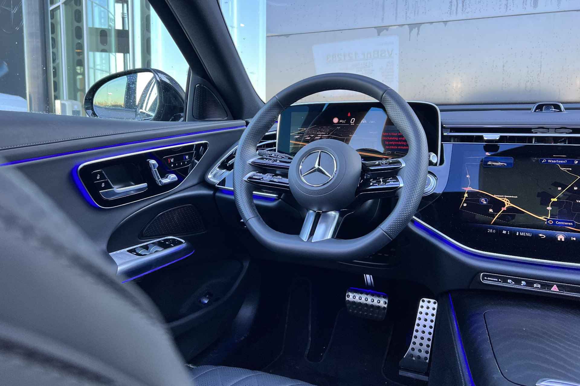 Mercedes-Benz E-klasse E 300e Estate Automaat AMG Line | MBUX Superscreen | Nightpakket | Leder Pakket | Distronic | Panoramadak | Airmatic | Stoelventilatie | 360° Camera | Trekhaak - 14/31