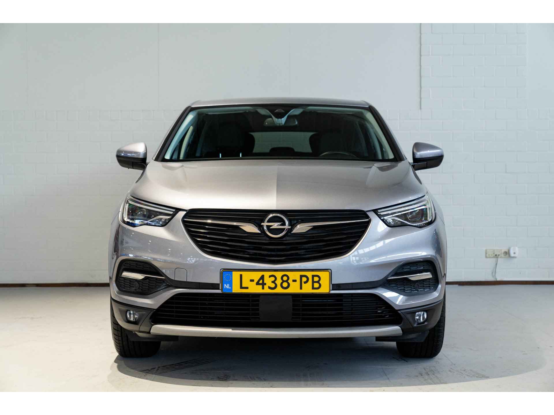 Opel Grandland X 1.2 Turbo - 2/38