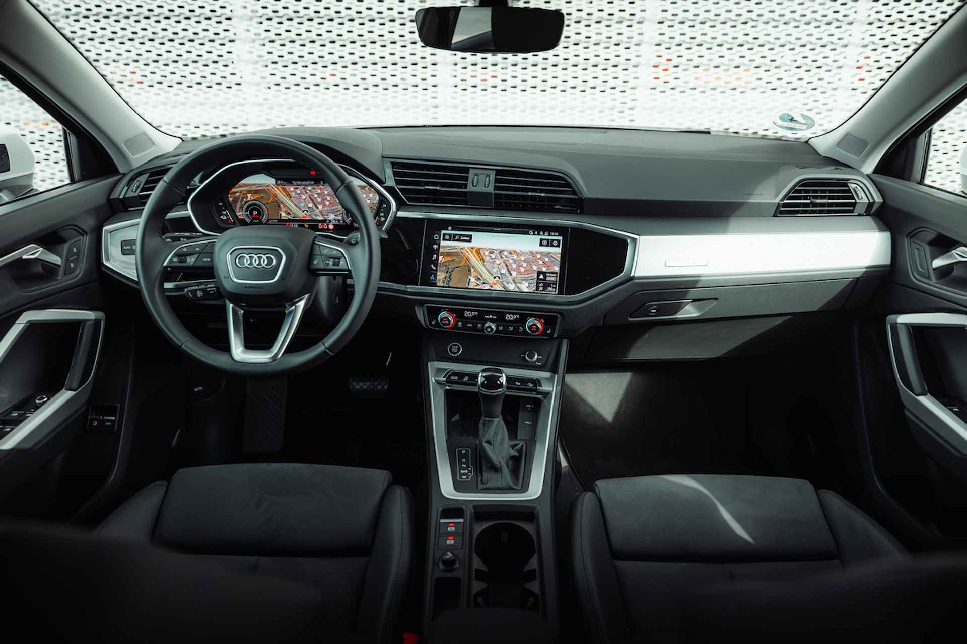 Audi Q3 Sportback 45 TFSI e 245pk s-tronic Advanced | 19" LM velgen | Leder-Dinamica | Sportstoelen | Matrix | Homelink | Camera | Adaptive cruise control - 21/33