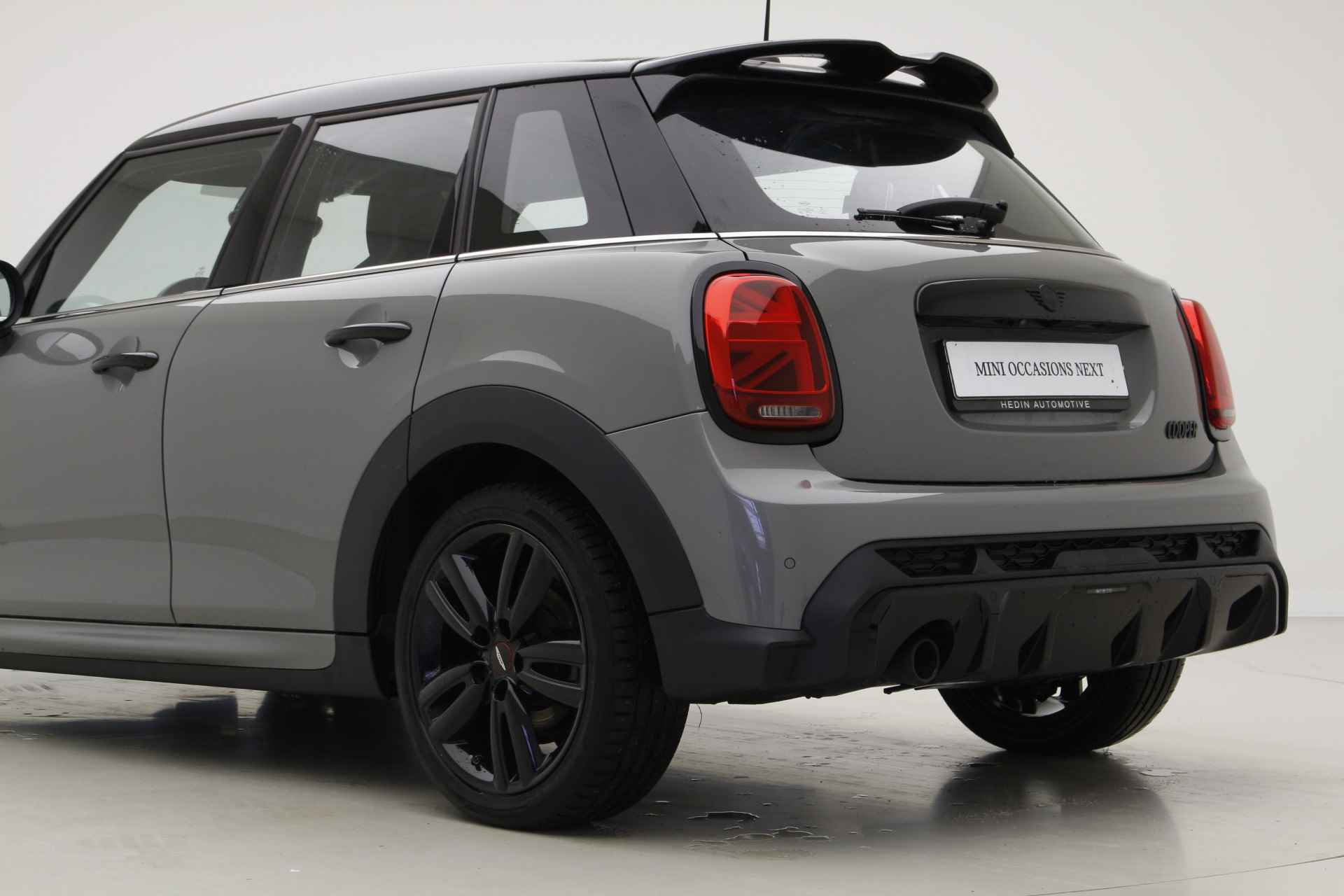 MINI 5-deurs Cooper John Cooper Works | 17" | Camera | Stoel/Stuurverwarming | JCW Stoelen - 11/40