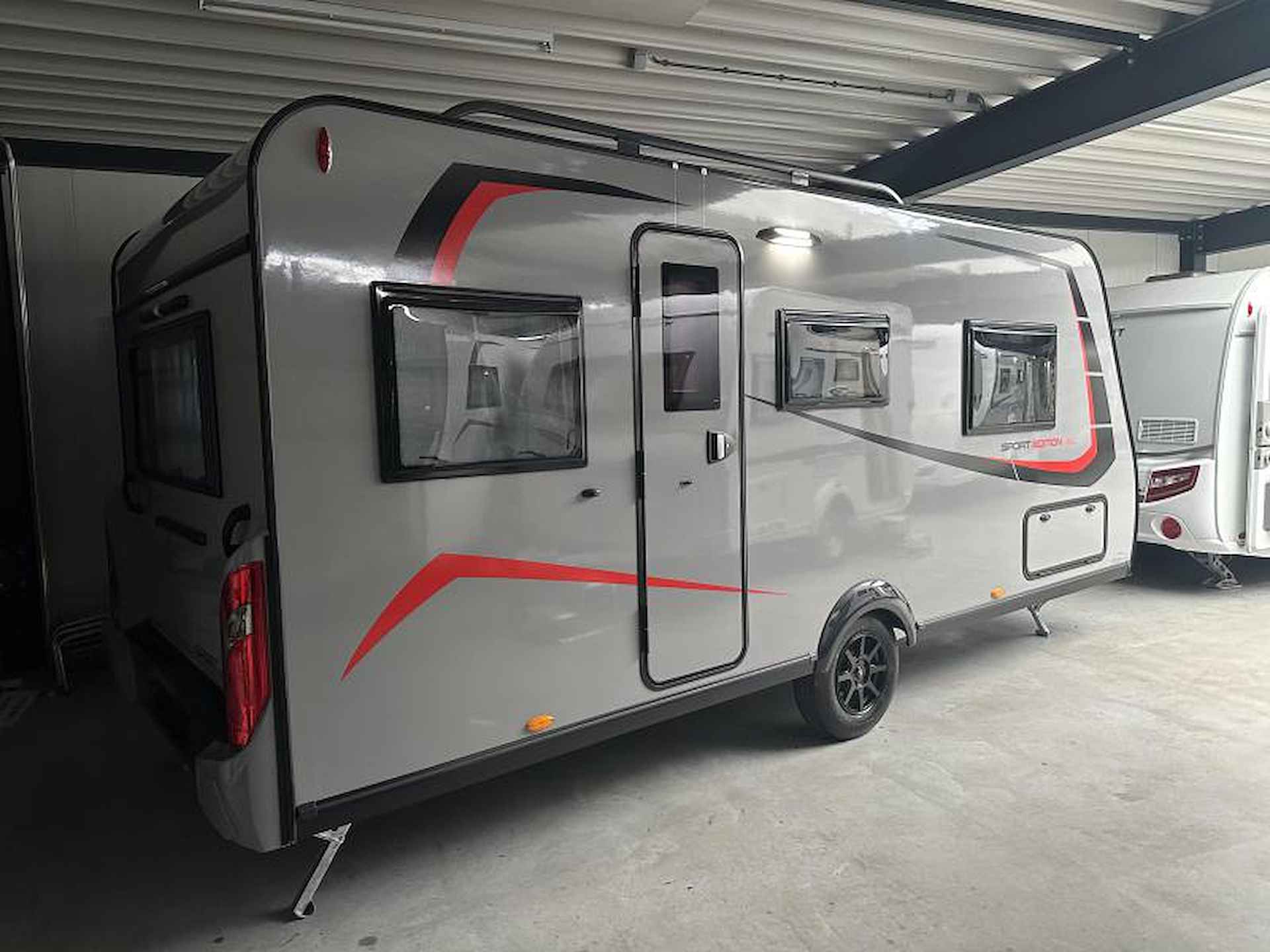 Sterckeman Sport Edition 492 LJ EX-VERHUUR MET MOVER! - 4/22