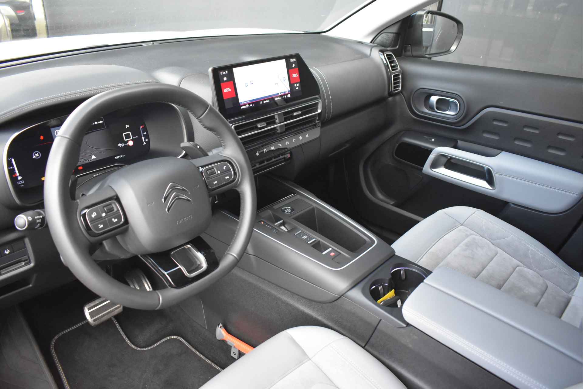 Citroën C5 Aircross 1.2 Hybrid ë-Series 136pk Automaat | Leder | Elektr. Stoelen | Adaptive Cruise | Stoelverwarming | Achteruitrijcamera | Dodehoek - 7/49