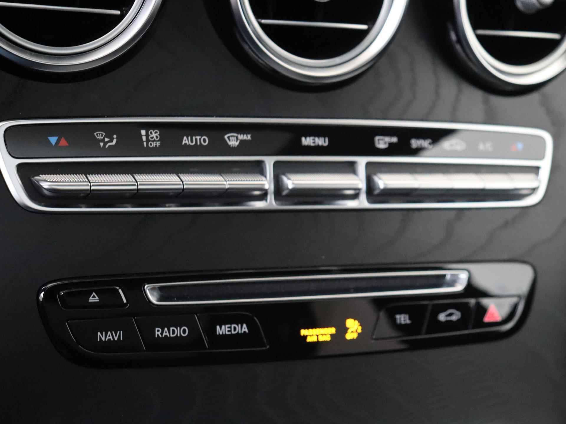 Mercedes-Benz GLC-klasse 250 4MATIC Business Solution AMG / Panorama dak / Night Pakket / El. Achterklep - 21/36