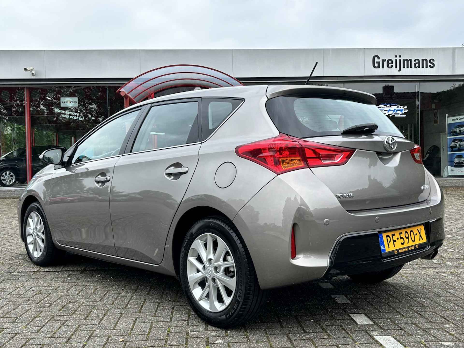 Toyota Auris 1.6 Dynamic Business | Navigatie | Cruise | Climate - 3/30